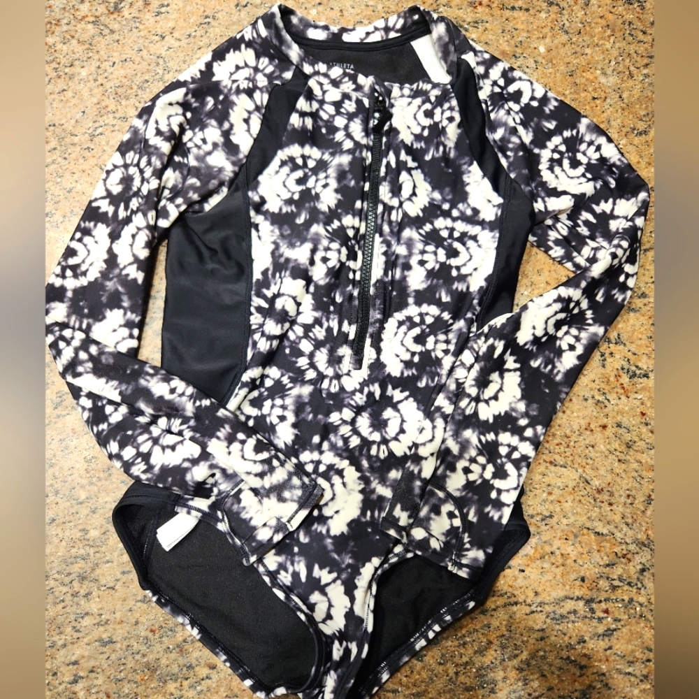Athleta bathing suit